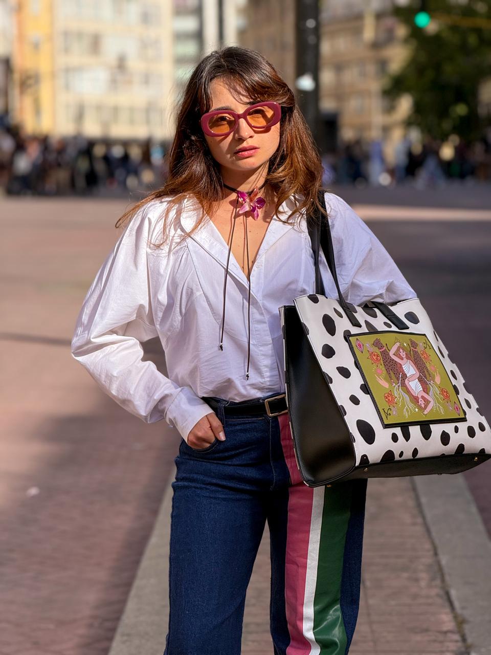 Magique Tote Bags