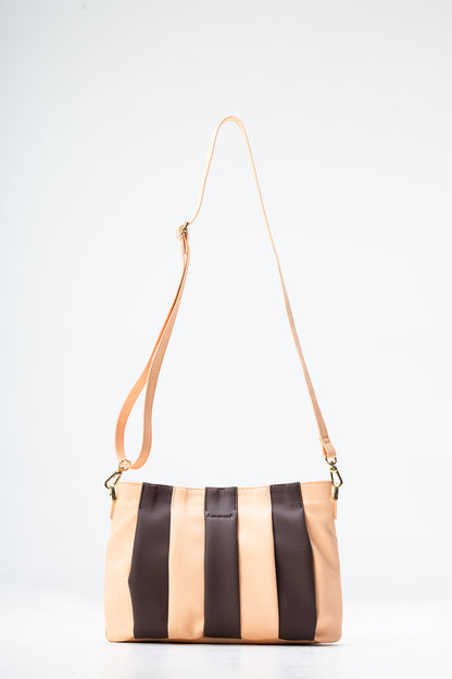 Coralina Clutch Suspiro de Café